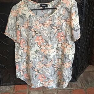 Cute premise studio blouse